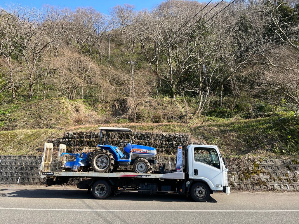 長岡市　T様より　ISEKI　トラクターTG25　ドライブハロー　運搬車など買取させて頂きました。チラシを見てのご連絡ありがとうございます。とても会話の楽しい方でこちらが元気を頂きました。また、何がありましたらいつでもお声掛け下さい。