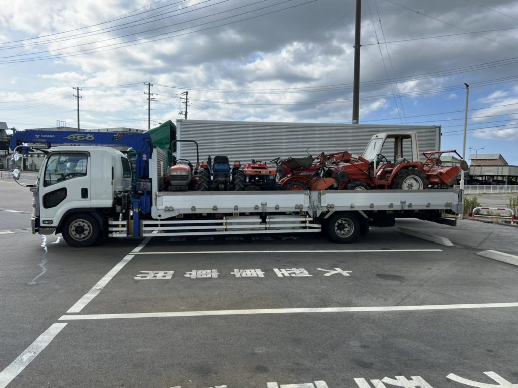 十日町　農機具店様より買取させて頂きました。粘りずよく交渉。根負けしてくださり、良い買い物ができました。これに懲りずまたおねがいしまーす。