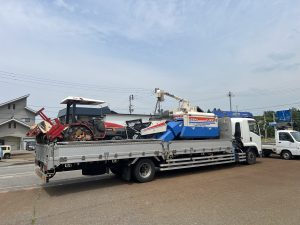 福島県の業者様より、 YANMARﾄﾗｸﾀｰF200・ISEKIｺﾝﾊﾞｲﾝHC300GR を買取させていただきました。誠にありがとうございます。の写真