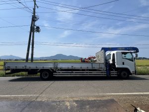 燕市のお客様から、 富士トレーラー・畔塗機 を買取させていただきました。 誠にありがとうございます。